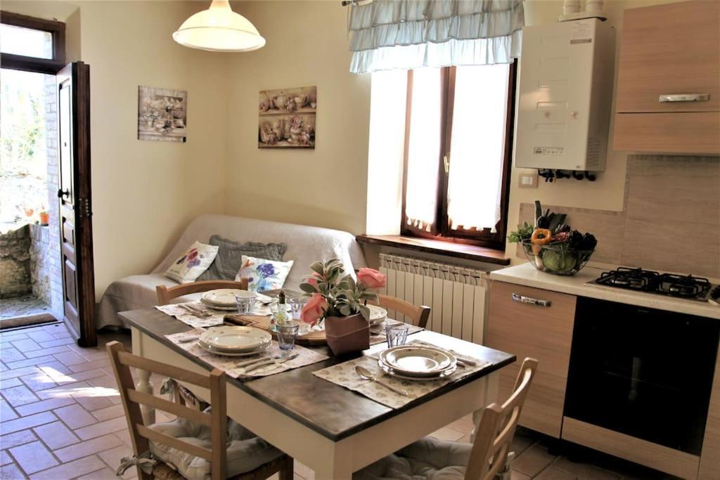 Appartamento CASALE e GIARDINO a 10 minuti da SIENA Sovicille Esterno foto