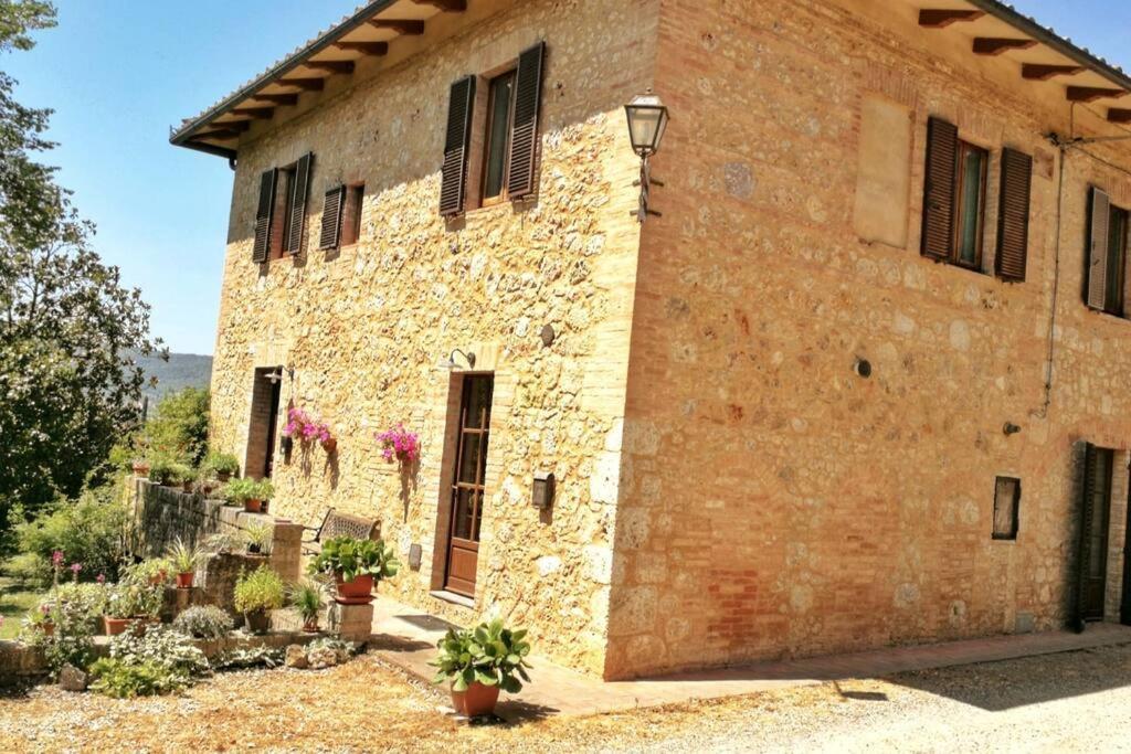 Appartamento CASALE e GIARDINO a 10 minuti da SIENA Sovicille Esterno foto